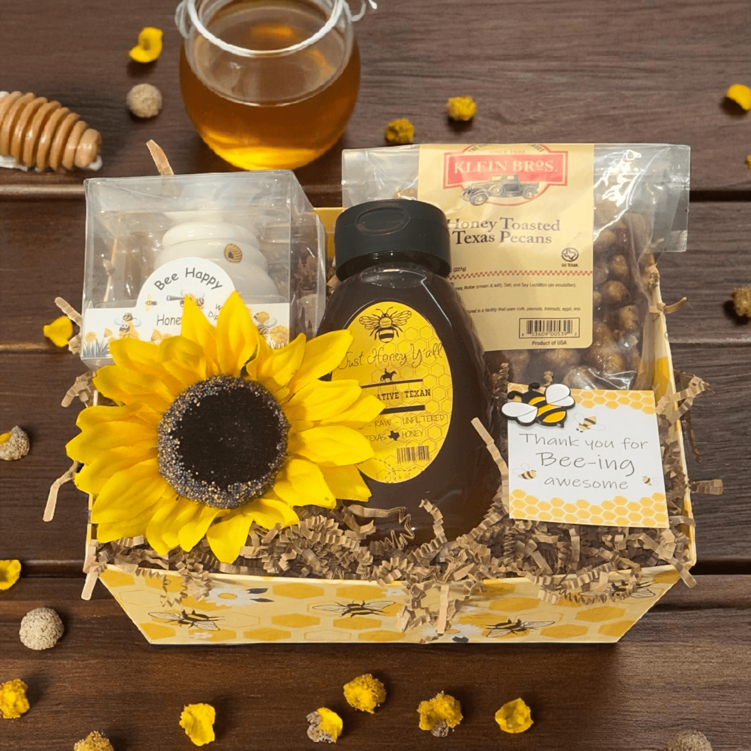 Buzzing with Thanks Basket - The Native Texan