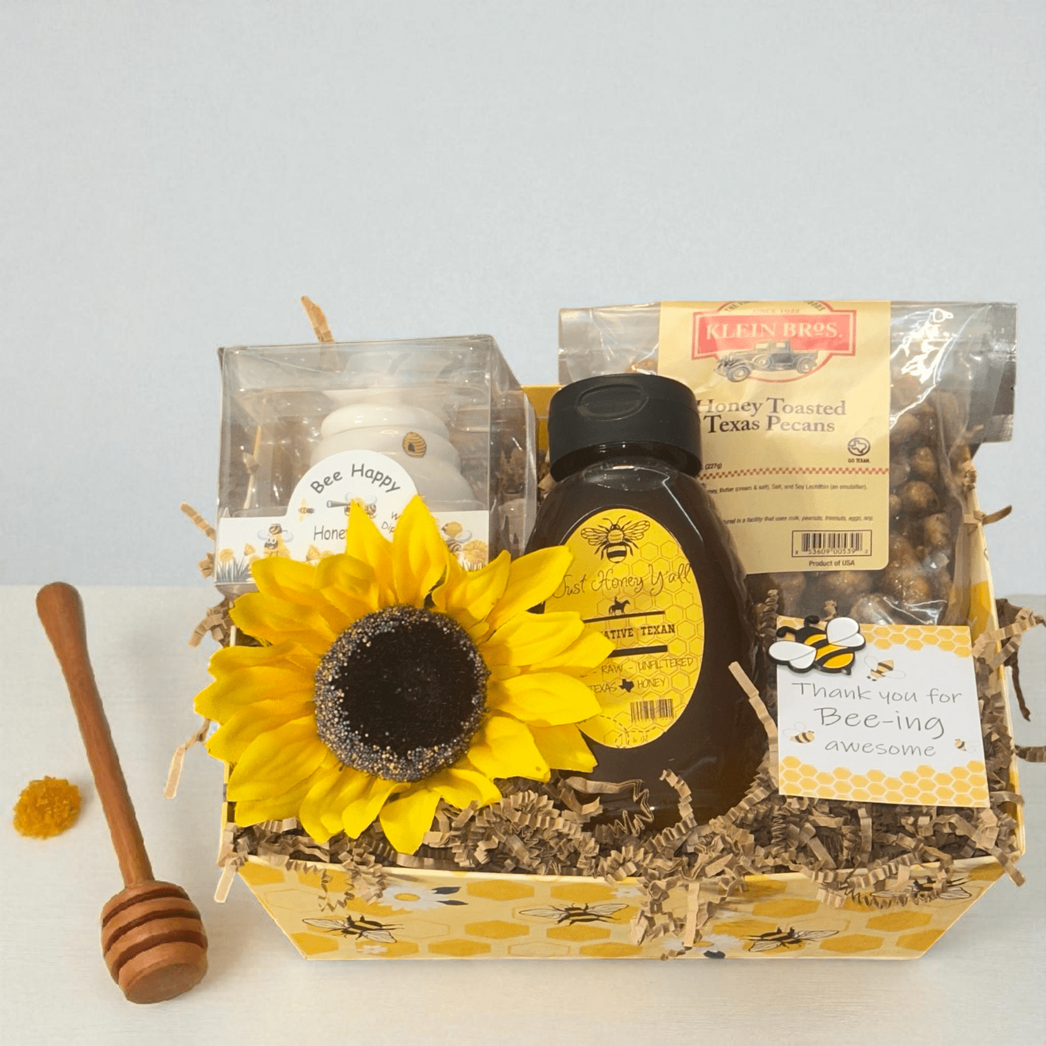 Buzzing with Thanks Basket - The Native Texan